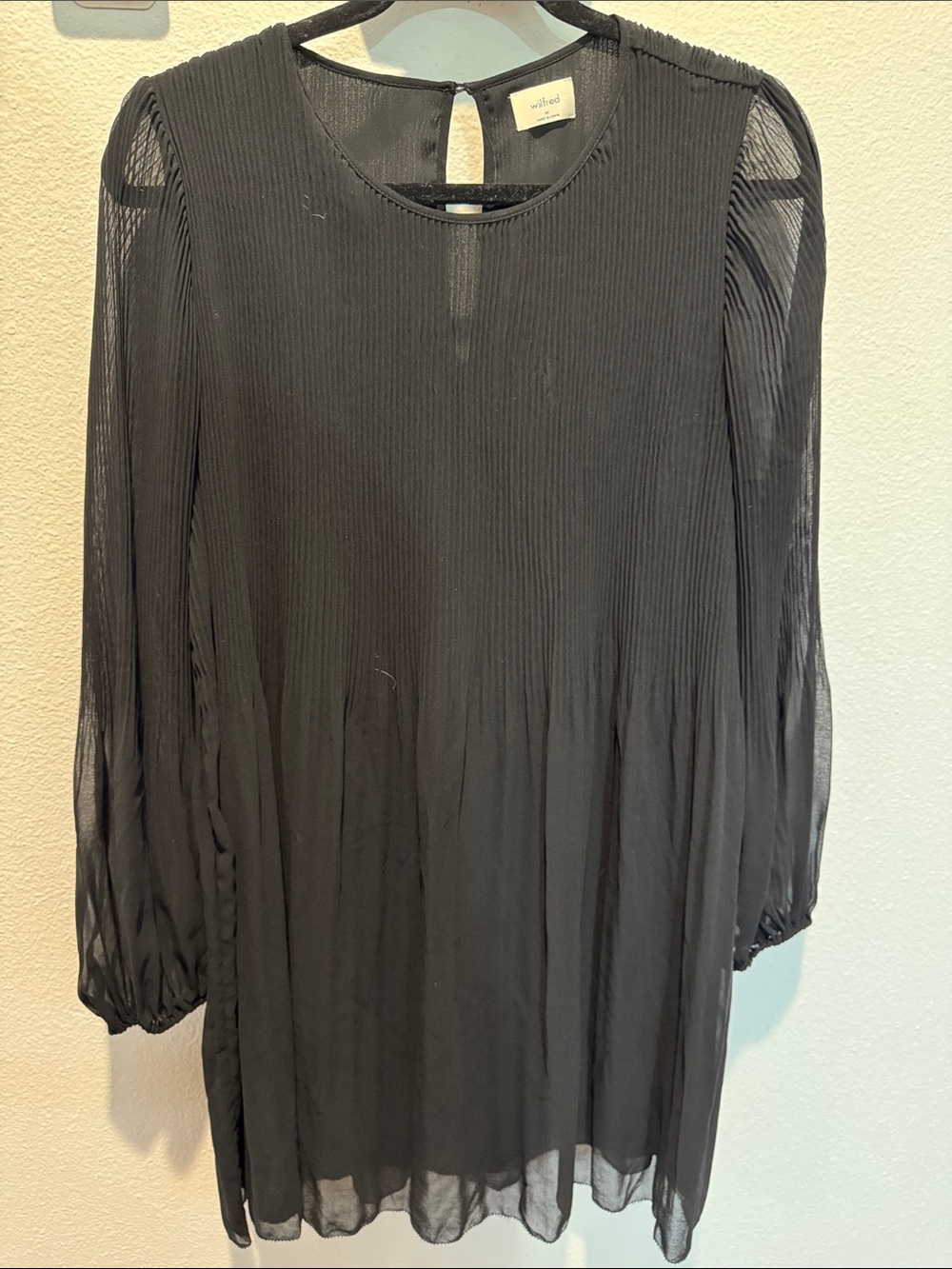 Wilfred Black Long-Sleeve Pleated Mini Dress